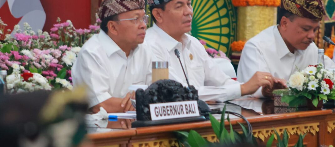 Jalankan Arahan Presiden RI, Gubernur Koster Pimpin Rakor Forkopimda Se-Bali