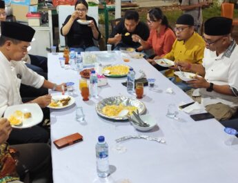 Ramadhan di Kampung Bugis, Wabup Supit Jalan Kaki Susuri Gang-gang Kampung