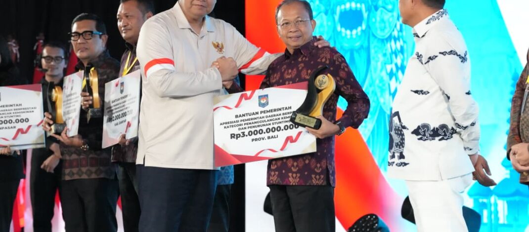 Gubernur Koster Sukses Bawa Bali Raih Penghargaan Terbaik I Nasional Penurunan Kemiskinan dan Stunting