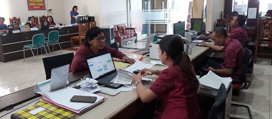 Dukung Program Perlinsos, Disdukcapil Buleleng Kebut Aktivasi IKD