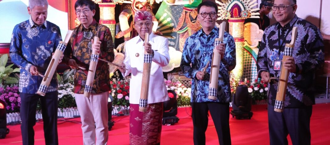 Gubernur Koster Dorong Kolaborasi Teknologi dan Pendidikan untuk Perkuat SDM Bali Unggul