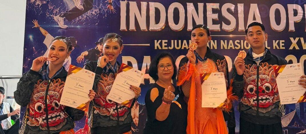 Dancesport Buleleng Sabet Empat Medali di Indonesia Open dan Kejurnas