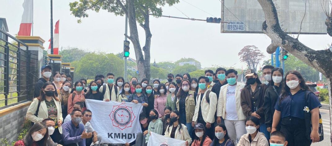 PC KMHDI Palangka Raya Bagikan 10.000 Masker, Wujud Kepedulian di Tengah Ancaman Kabut Asap
