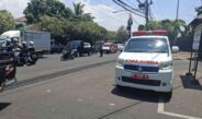 Antisipasi Warga Pingsan Antre BBM, Pemkab Buleleng Siagakan Ambulans di SPBU